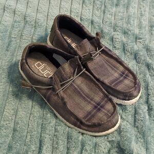 Hey Dude Men's Plaid Gray Loafers
